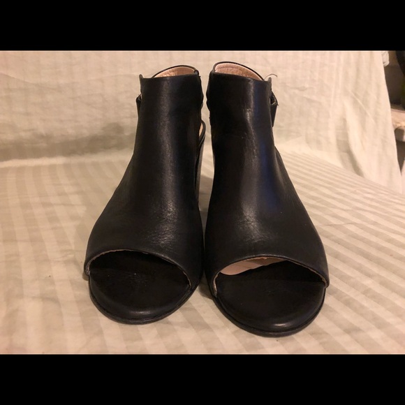 Justa Osadia peep toe block heel shoes - Picture 2 of 7